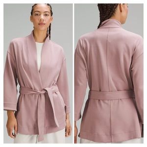 Lululemon Ribbed Softstreme Belted Wrap size 8 NWoT Twilight Rose
